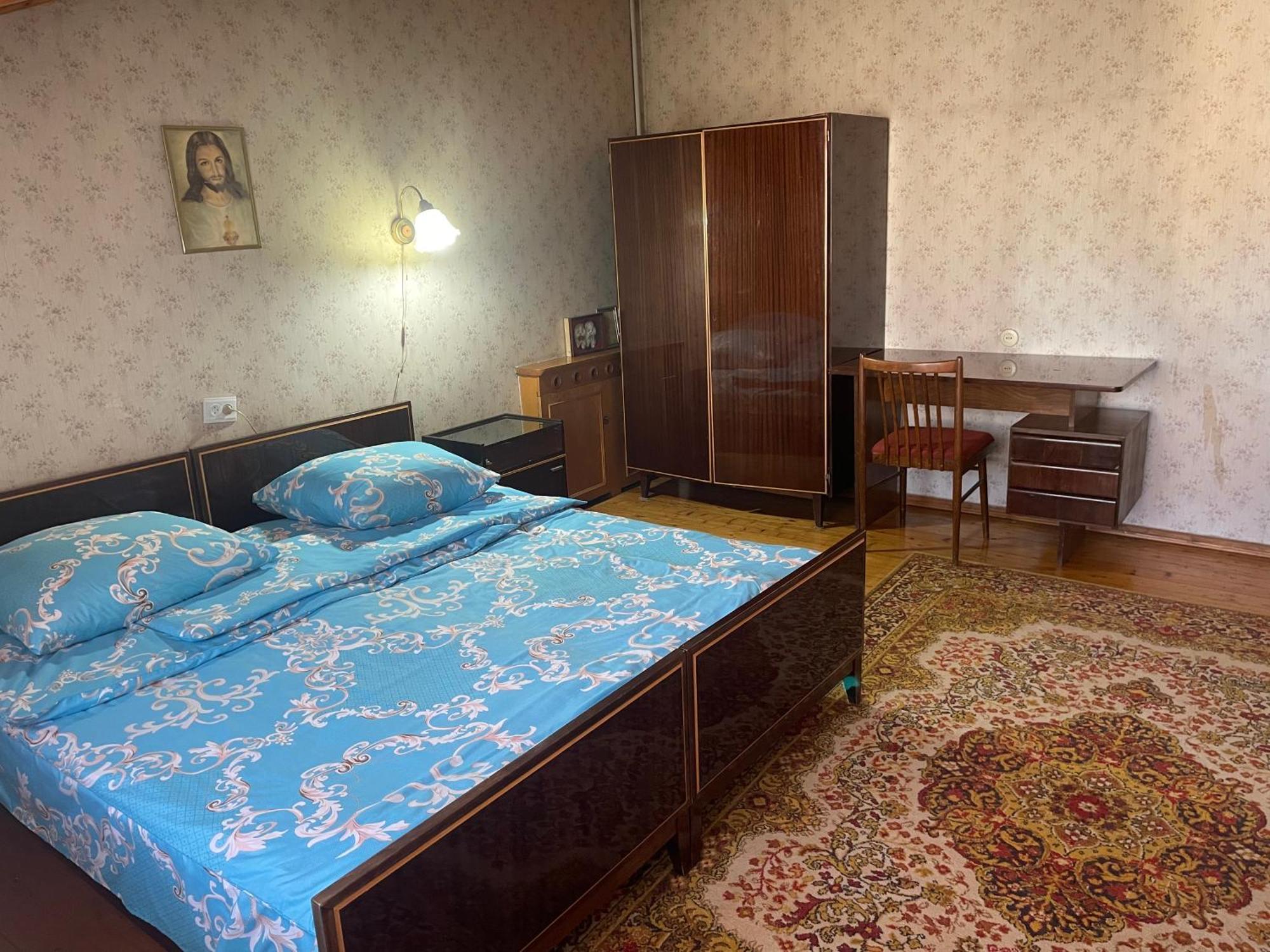 Guest House Raisa 迪利然 外观 照片