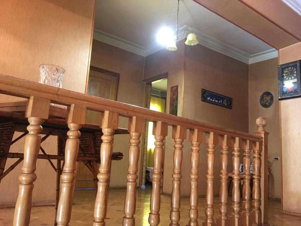 Guest House Raisa 迪利然 外观 照片
